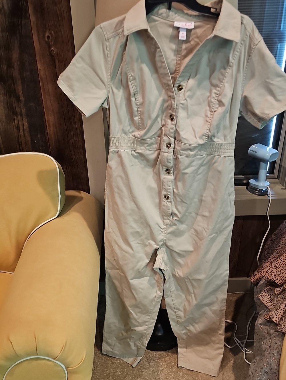 Womens Short-Sleeve One-Piece Jumpsuit in Light Khaki